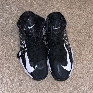 Nike hyperdunk basketball shoe